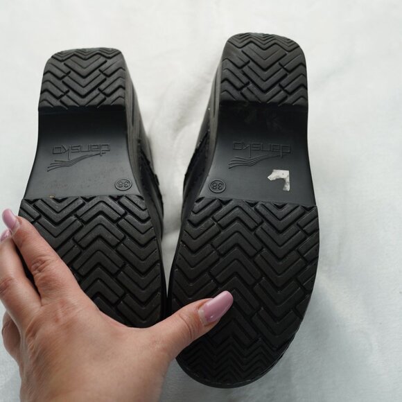Dansko Professional Black Leather Clogs Size 38 Slip-On Comfort Work Shoes - Picture 8 of 9